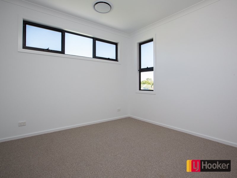 Photo - 2/27 Hilda Lane, South Tamworth NSW 2340 - Image 11