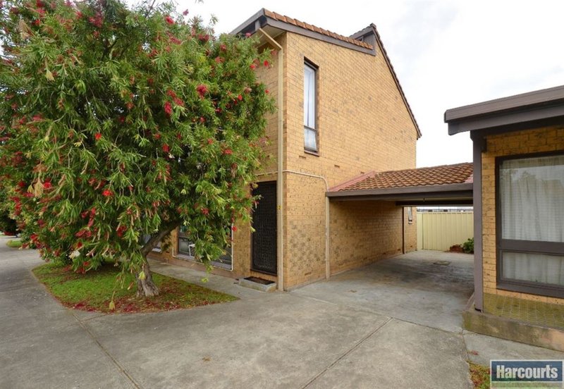 Photo - 2/27 Hillier Road, Morphett Vale SA 5162 - Image 2