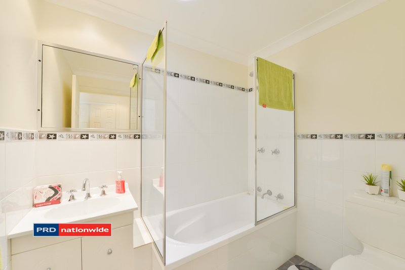 Photo - 2/27 Karwin Street, Tamworth NSW 2340 - Image 6