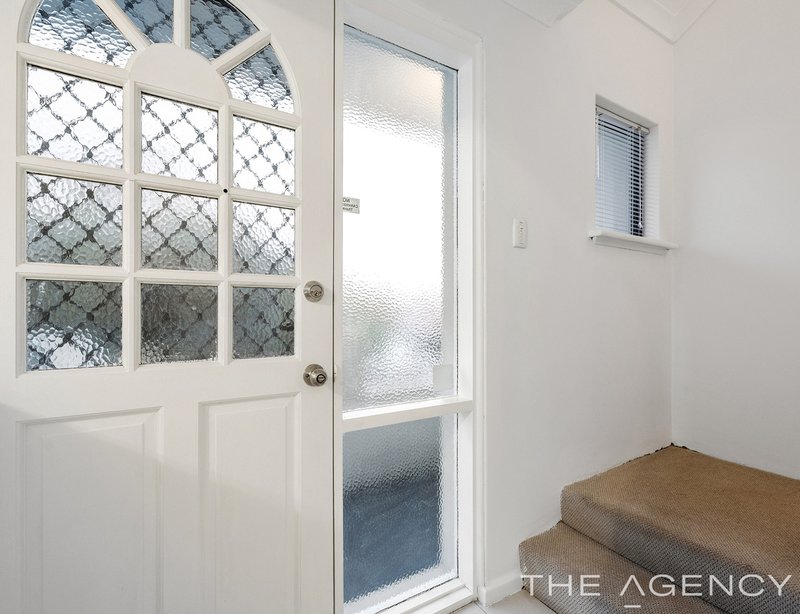 Photo - 2/27 Leonard Street, Victoria Park WA 6100 - Image 5