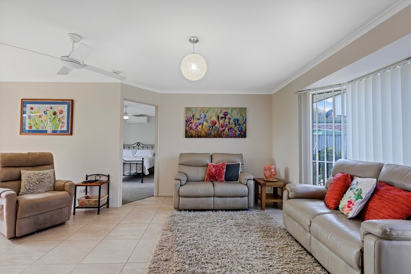 Photo - 2/27 Maroochy Waters Drive, Maroochydore QLD 4558 - Image 5