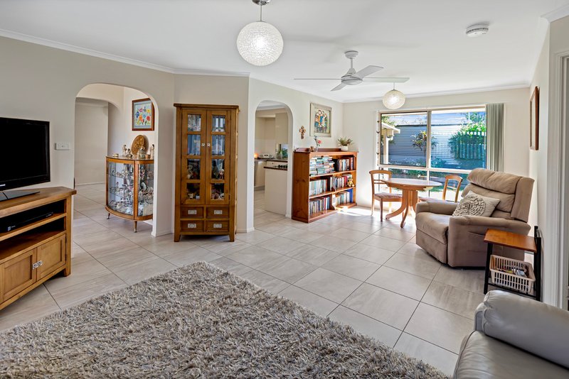 Photo - 2/27 Maroochy Waters Drive, Maroochydore QLD 4558 - Image 6