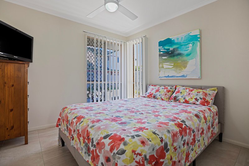 Photo - 2/27 Maroochy Waters Drive, Maroochydore QLD 4558 - Image 17