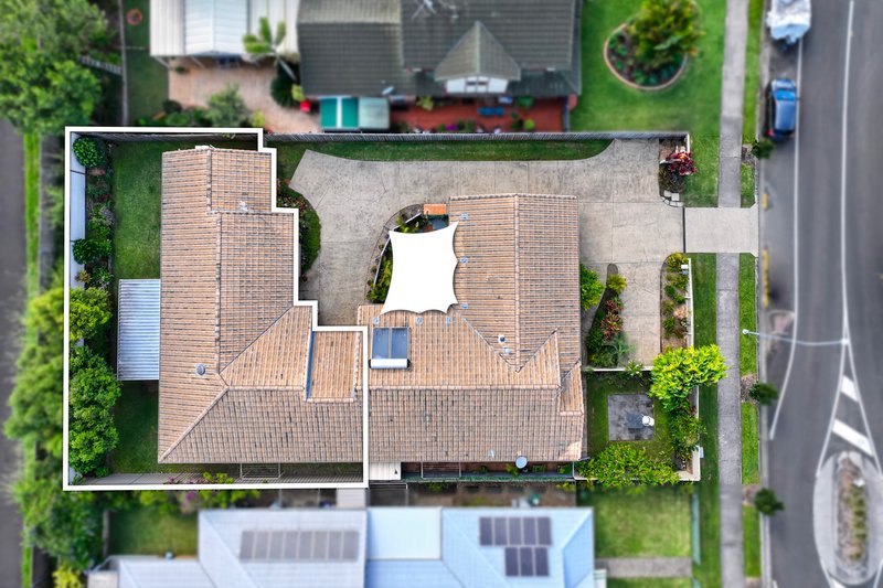 Photo - 2/27 Maroochy Waters Drive, Maroochydore QLD 4558 - Image 23