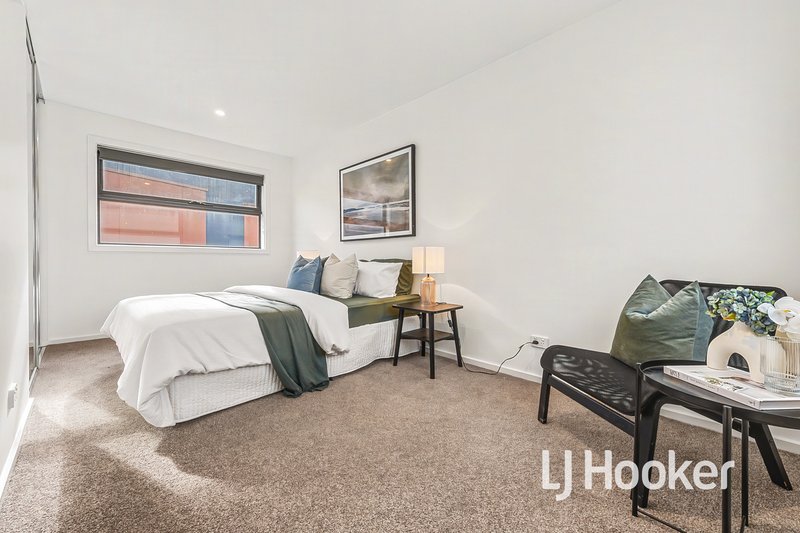 Photo - 2/27 New Street, Dandenong VIC 3175 - Image 11