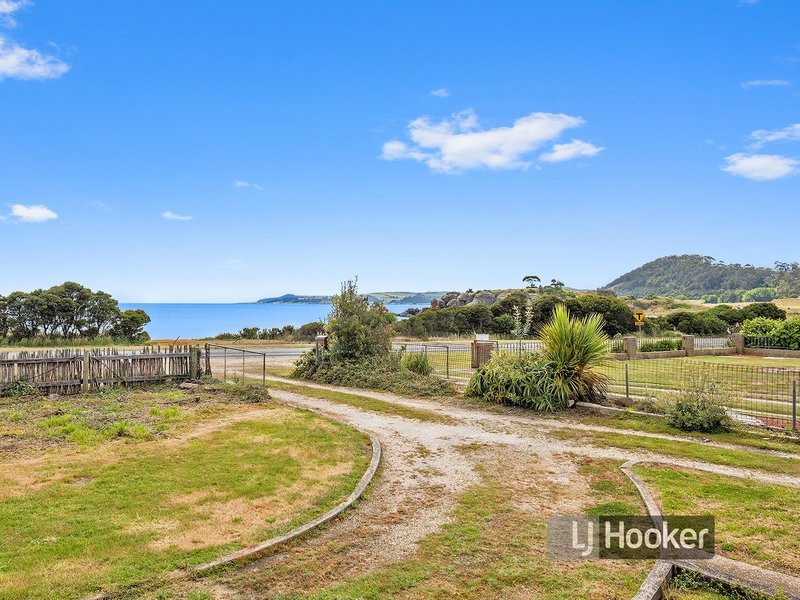 Photo - 227 Old Bass Highway, Wynyard TAS 7325 - Image 2