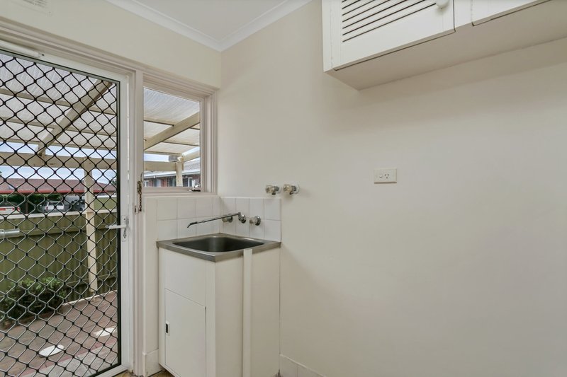 Photo - 2/27 Pearce Street, O'Sullivan Beach SA 5166 - Image 8