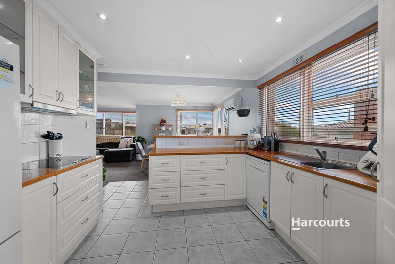 Photo - 227 Steele Street, Devonport TAS 7310 - Image 6