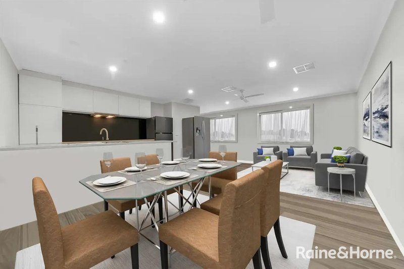 Photo - 2/271 Mitchells Lane, Sunbury VIC 3429 - Image 5