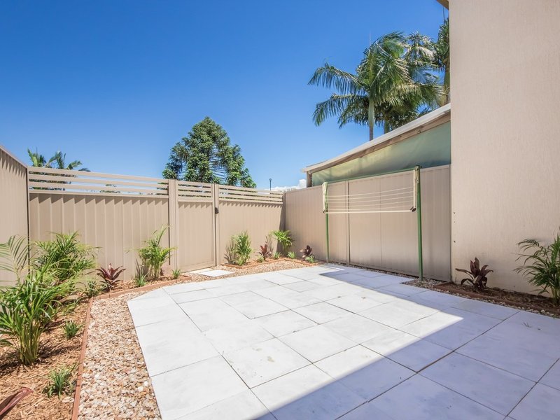 Photo - 22/71 Olsen Avenue, Labrador QLD 4215 - Image 6