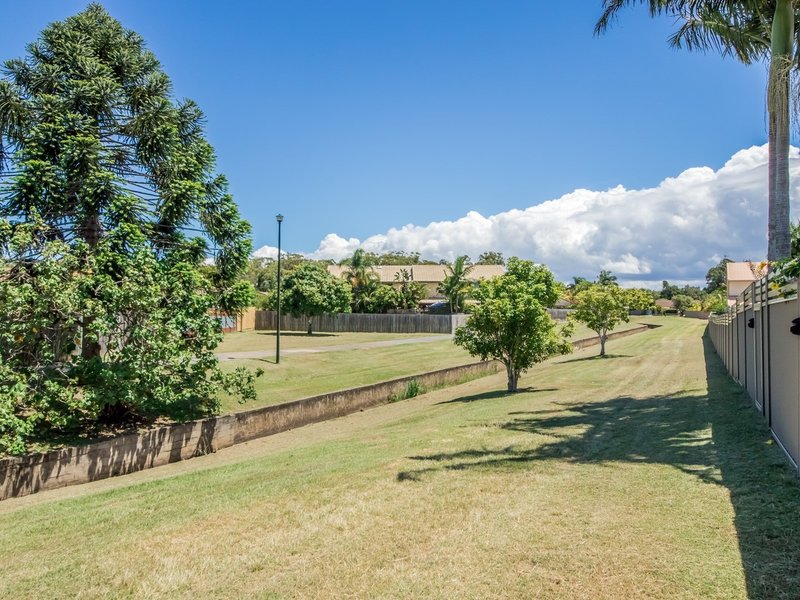 Photo - 22/71 Olsen Avenue, Labrador QLD 4215 - Image 8