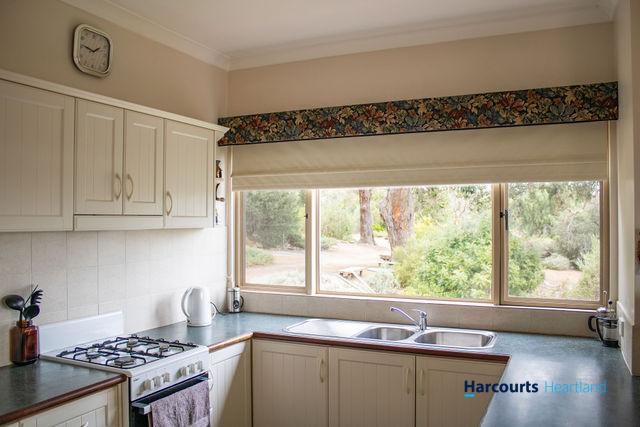 Photo - 2271 Winnejup Road, Mayanup WA 6244 - Image 8