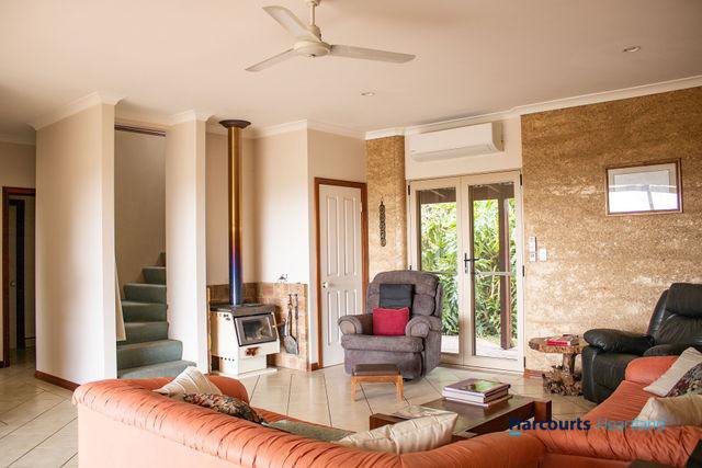 Photo - 2271 Winnejup Road, Mayanup WA 6244 - Image 11