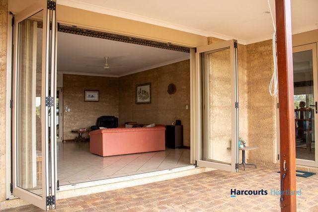 Photo - 2271 Winnejup Road, Mayanup WA 6244 - Image 14