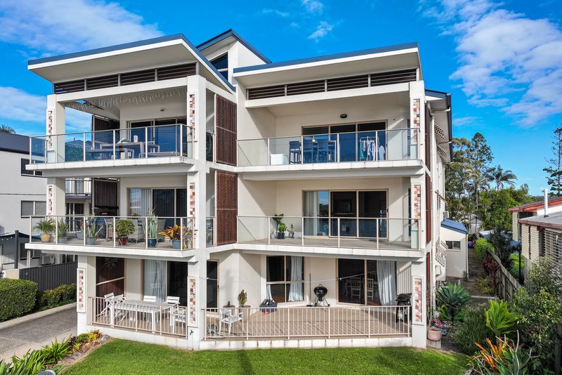 Photo - 2/273 Bradman Avenue, Maroochydore QLD 4558 - Image 2