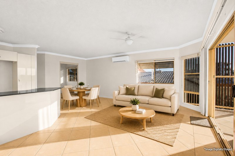 Photo - 2/273 Bradman Avenue, Maroochydore QLD 4558 - Image 9