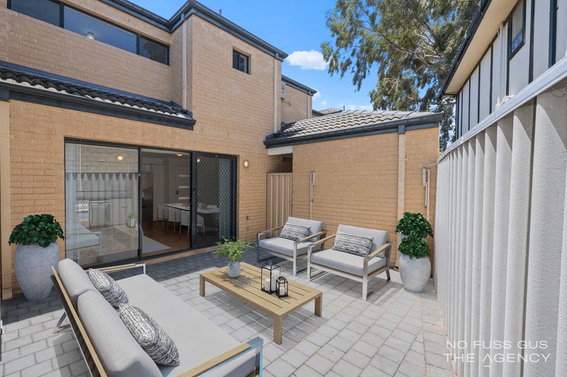 Photo - 2/274 Harborne Street, Glendalough WA 6016 - Image 5