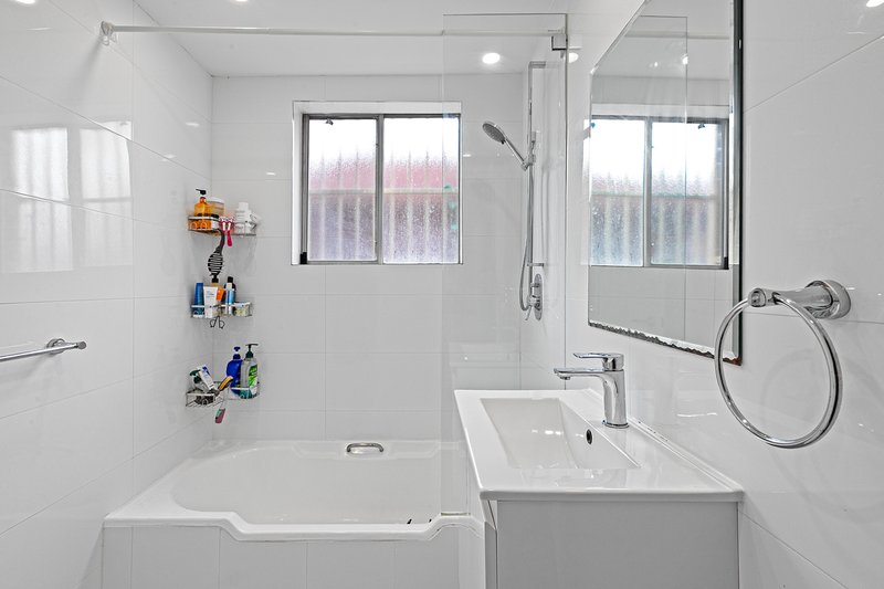 Photo - 2/275 Lakemba Street, Lakemba NSW 2195 - Image 4