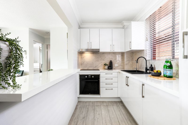 Photo - 22/76 Lenthall Street, Kensington NSW 2033 - Image 1