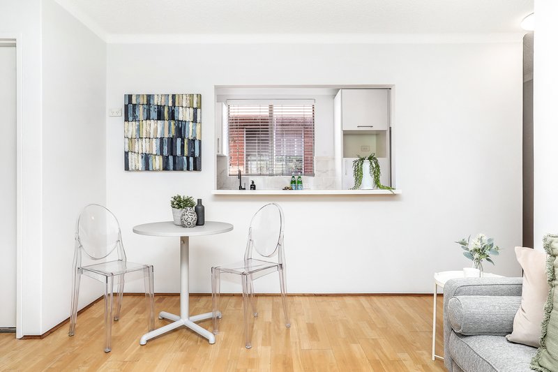 Photo - 22/76 Lenthall Street, Kensington NSW 2033 - Image 3