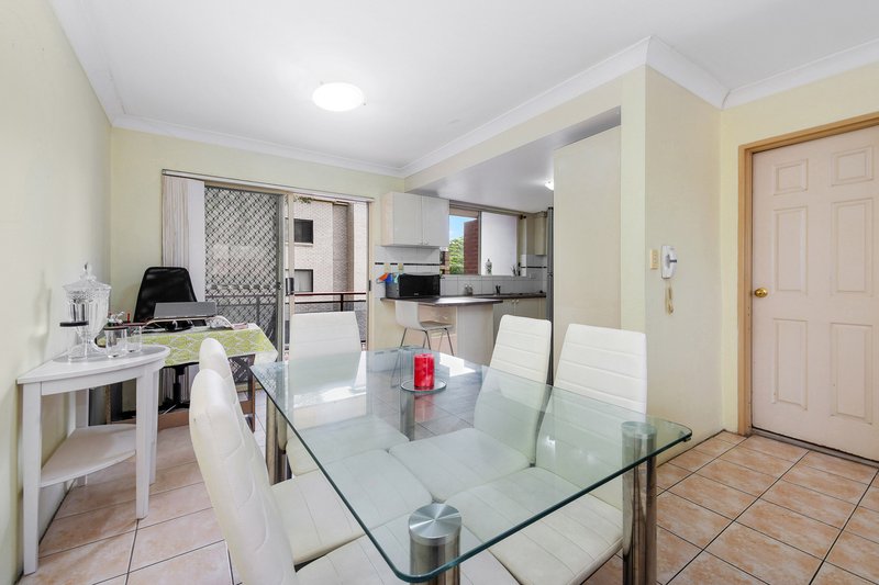 Photo - 22/76 Meredith Street, Bankstown NSW 2200 - Image 7