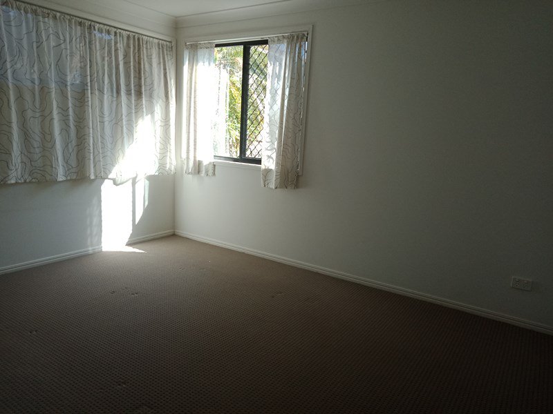 Photo - 2/279 Finucane Road, Alexandra Hills QLD 4161 - Image 5