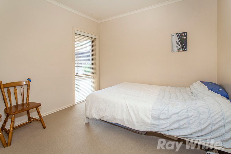 Photo - 2/28 Creek Road, Mitcham VIC 3132 - Image 5