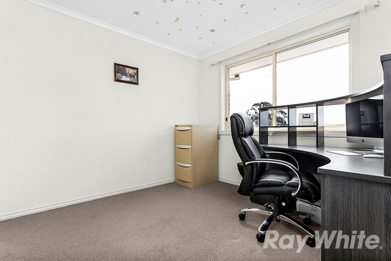 Photo - 2/28 Danien Street, Glen Waverley VIC 3150 - Image 8