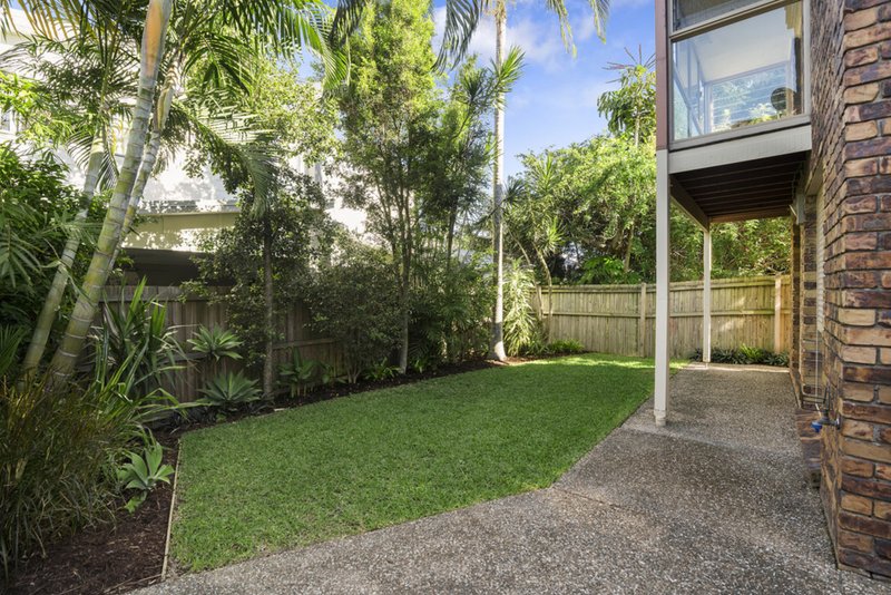 2/28 First Avenue, Palm Beach QLD 4221