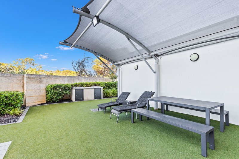 Photo - 2/28 Goodwood Parade, Burswood WA 6100 - Image 15