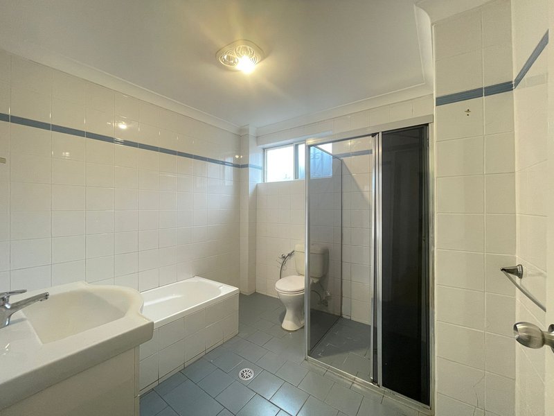 Photo - 2/28 Graham Road, Narwee NSW 2209 - Image 14