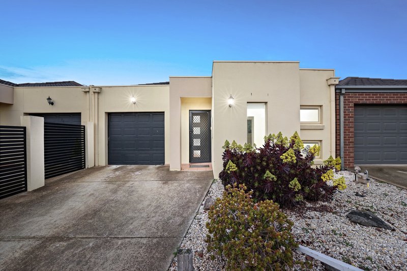 2/28 Halladale Avenue, Wyndham Vale VIC 3024