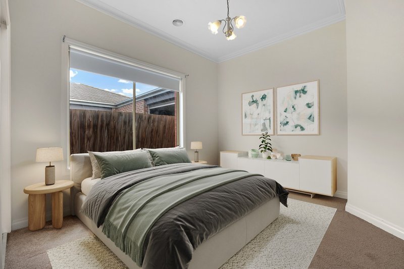 Photo - 2/28 Halladale Avenue, Wyndham Vale VIC 3024 - Image 11