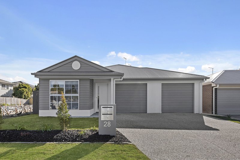 Photo - 2/28 Higgs Street, Deception Bay QLD 4508 - Image 1