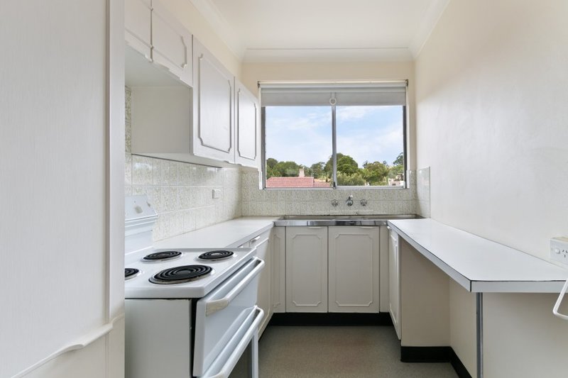 Photo - 22/8 Hunter Street, Lewisham NSW 2049 - Image 5