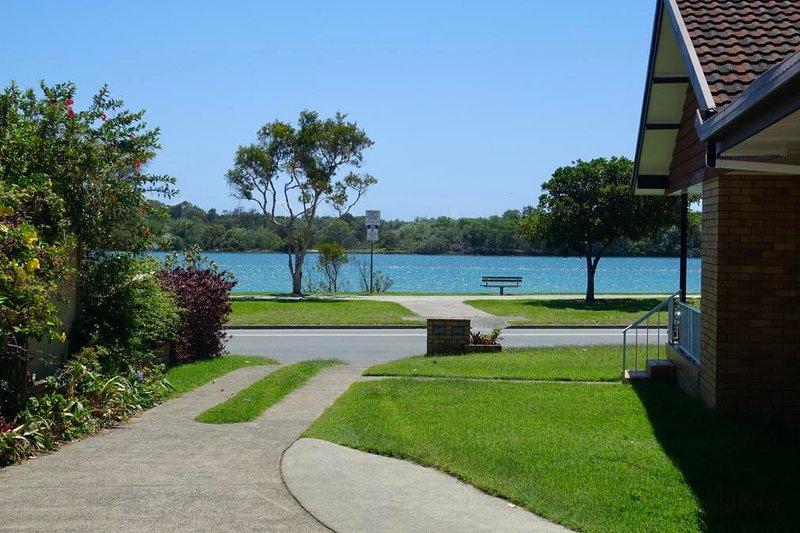 Photo - 2/28 Keith Compton , Tweed Heads NSW 2485 - Image 4