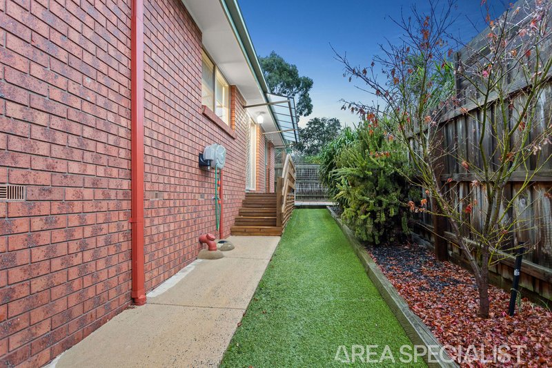 Photo - 2/28 Kirstina Road, Glen Waverley VIC 3150 - Image 14