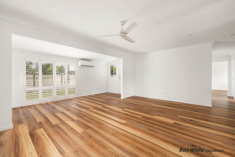 Photo - 228 Middle Road, Boronia Heights QLD 4124 - Image 5