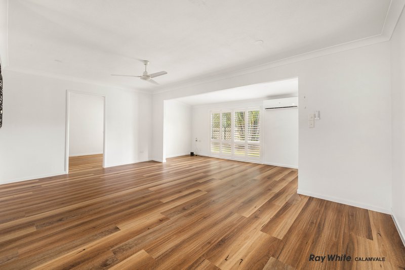 Photo - 228 Middle Road, Boronia Heights QLD 4124 - Image 6