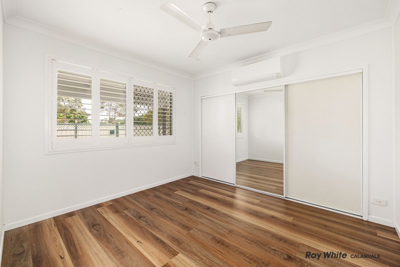 Photo - 228 Middle Road, Boronia Heights QLD 4124 - Image 11