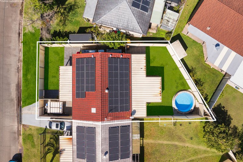 Photo - 2/28 Morinda Way, Labrador QLD 4215 - Image 2