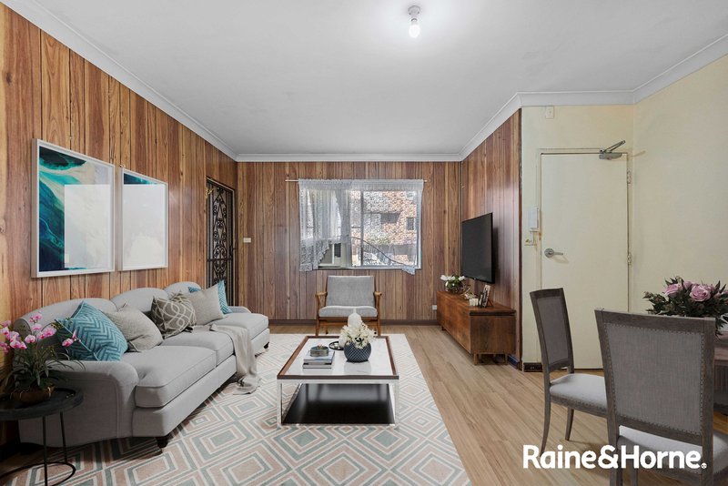 Photo - 2/28 Nagle Street, Liverpool NSW 2170 - Image 5