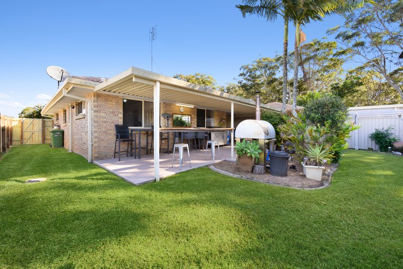 Photo - 2/28 Nina Parade, Arundel QLD 4214 - Image 4