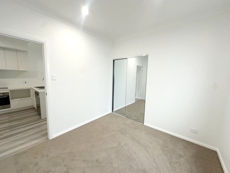 Photo - 2/28 Oxford Street, Greta NSW 2334 - Image 11
