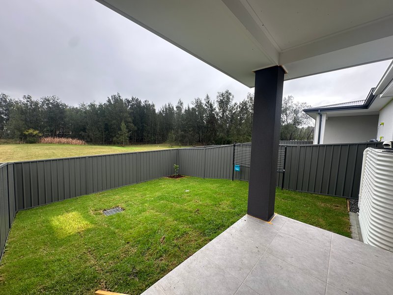 Photo - 2/28 Oxford Street, Greta NSW 2334 - Image 16