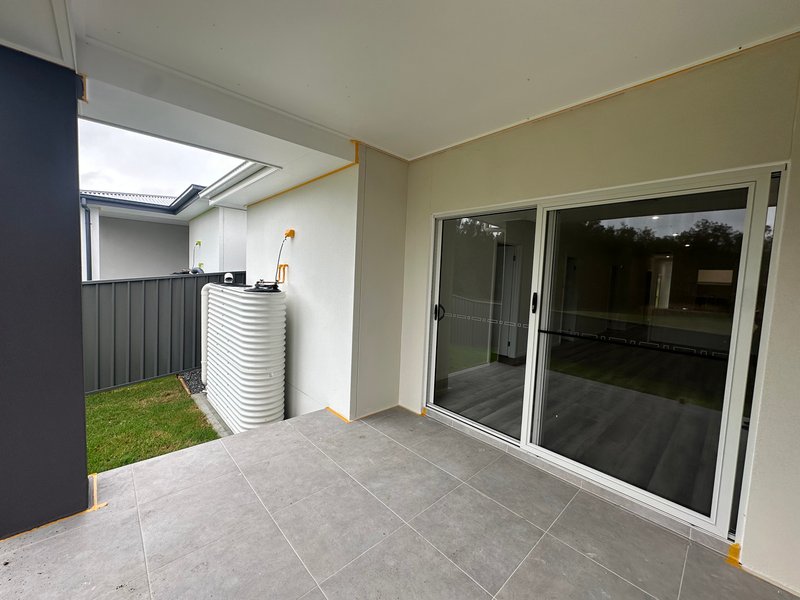 Photo - 2/28 Oxford Street, Greta NSW 2334 - Image 17
