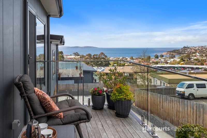 Photo - 2/28 Pearl Place, Blackmans Bay TAS 7052 - Image 9