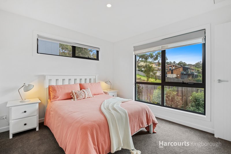 Photo - 2/28 Pearl Place, Blackmans Bay TAS 7052 - Image 12