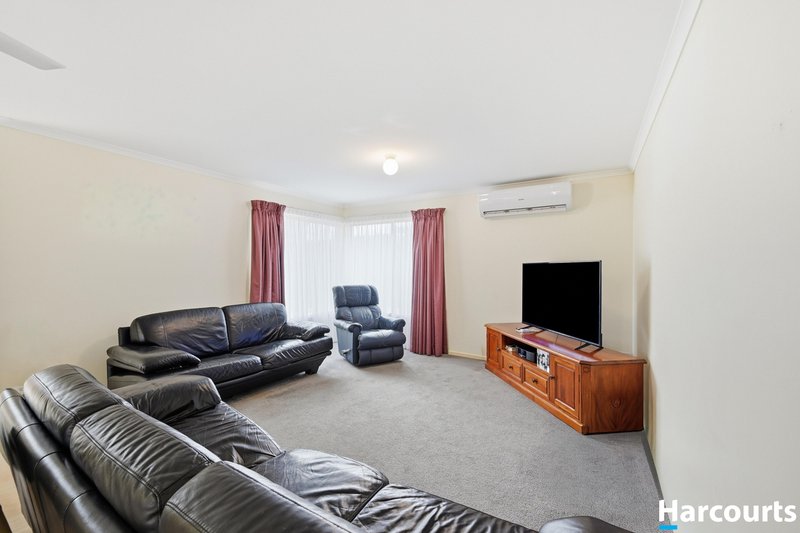 Photo - 2/28 Roughead Street, Leongatha VIC 3953 - Image 9