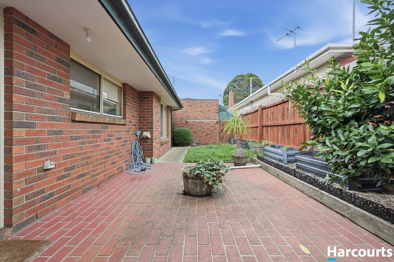 Photo - 2/28 Roughead Street, Leongatha VIC 3953 - Image 15